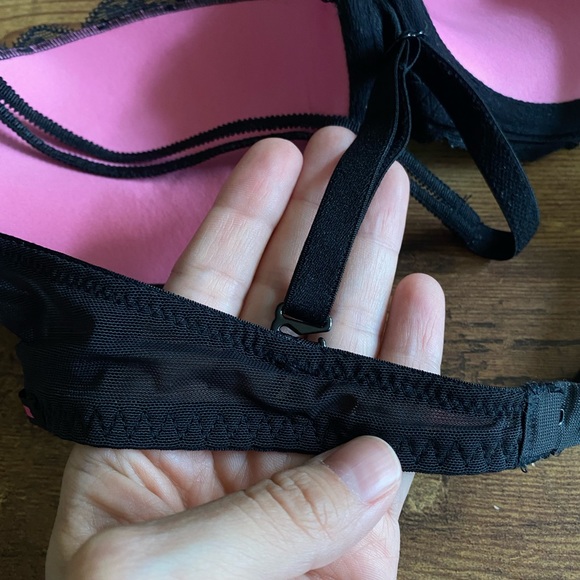 VS PINK push-up Demi bra. - Picture 6 of 7